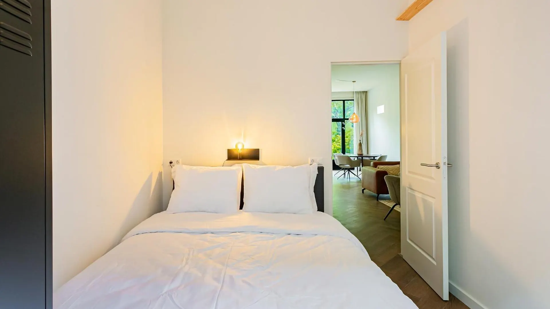 Stylish Apartment Next To The Amstel River - Unit A Amsterdam